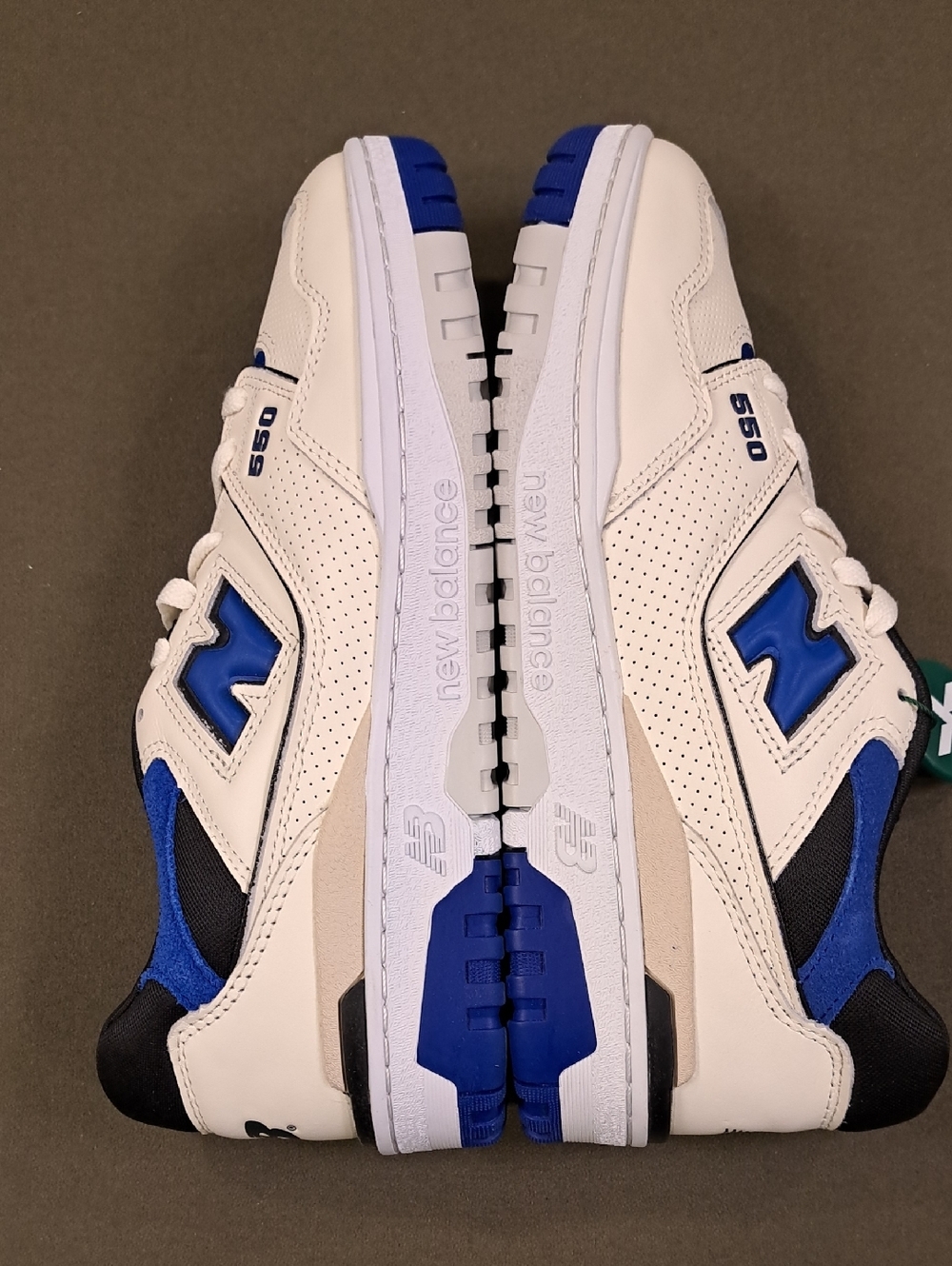 New Balance 550 - Color: Sea Salt/Team Royal - Size: Men 9 - Picture 7 of 11